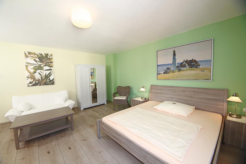 Stadthotel Juelich - Hotelwohnungen מראה חיצוני תמונה