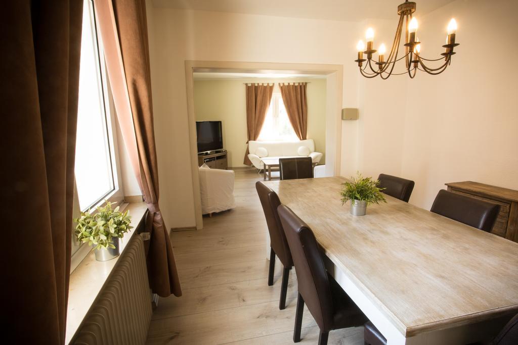 Stadthotel Juelich - Hotelwohnungen מראה חיצוני תמונה