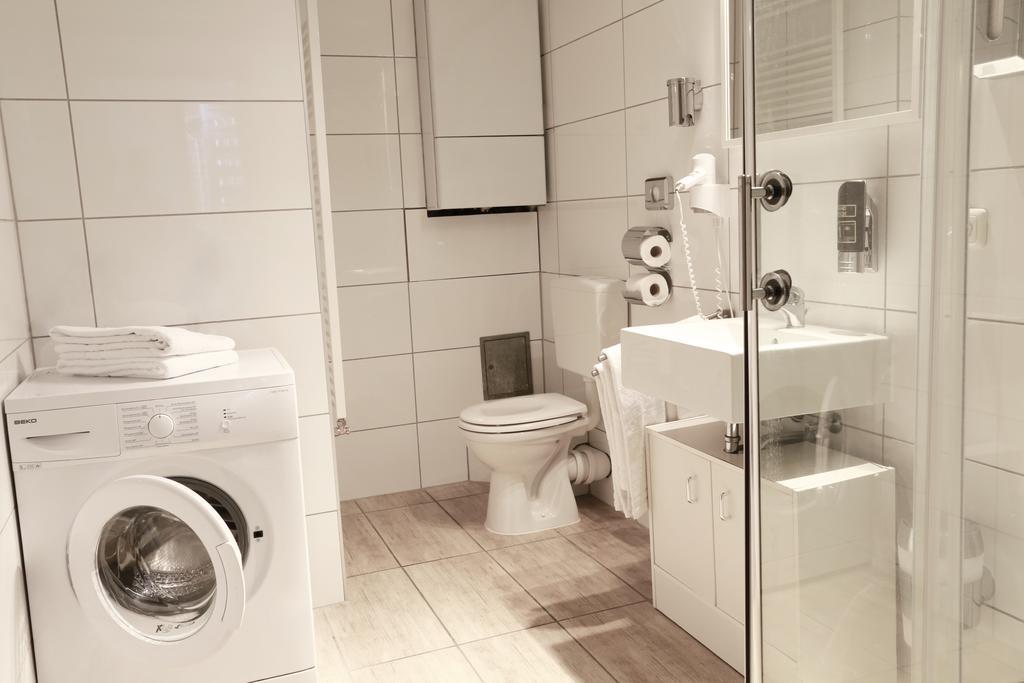Stadthotel Juelich - Hotelwohnungen מראה חיצוני תמונה